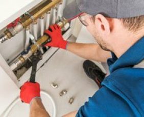 plumber-jason-fixing-plumbing-issue